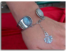 Ka Bracelet with Moonstone